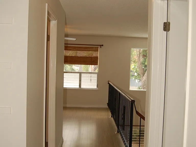 559 Keolu Dr — Photo 34