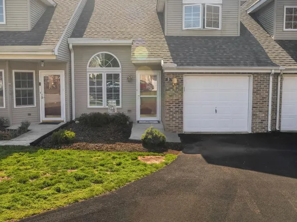 5 Grosvenor Ct, Wilmington, DE 19804