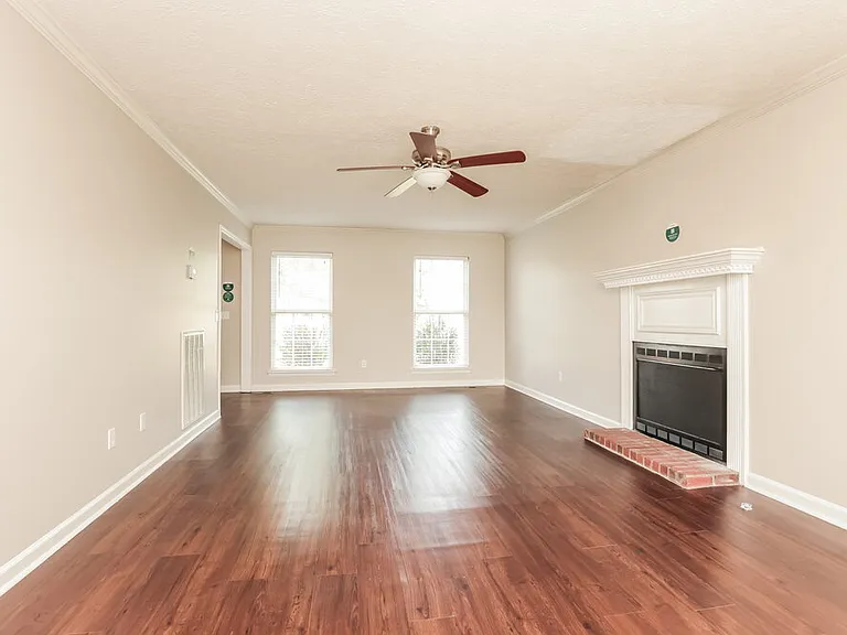 1004 Don Blair Dr — Photo 4