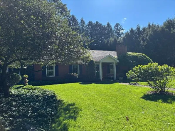 206 Walker Ave #1, Warren, PA 16365