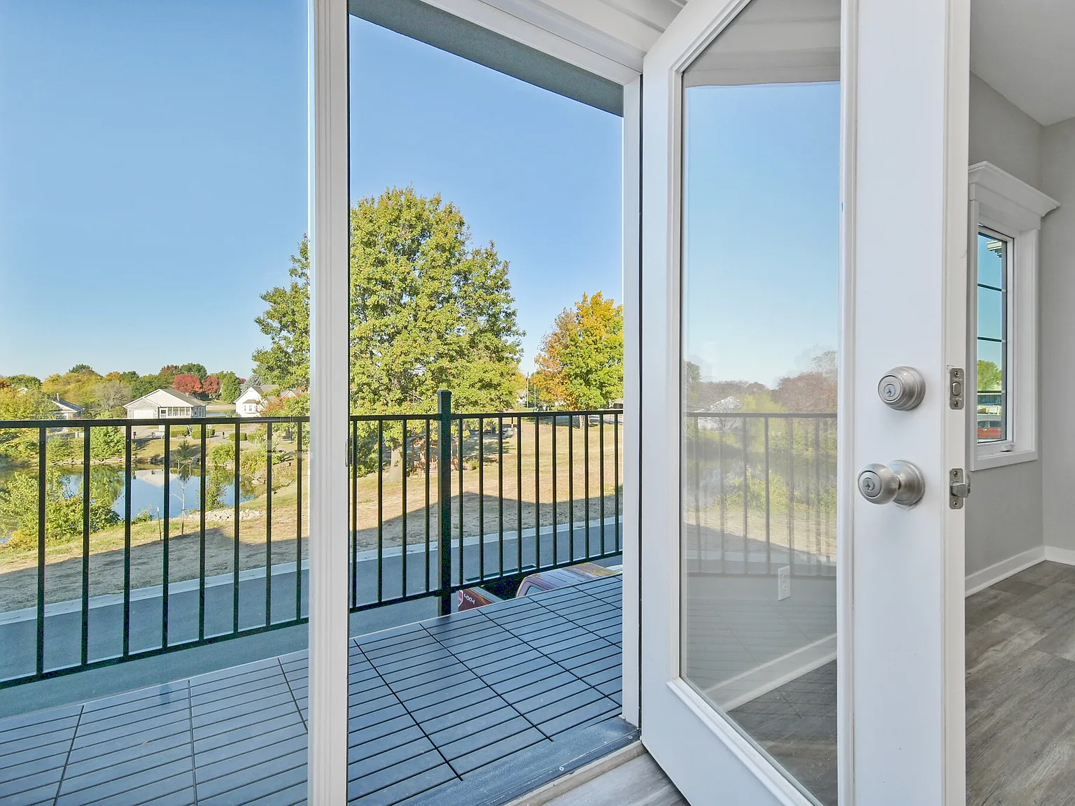 3 bed, 1200 sqft, $1,575 — Photo 4