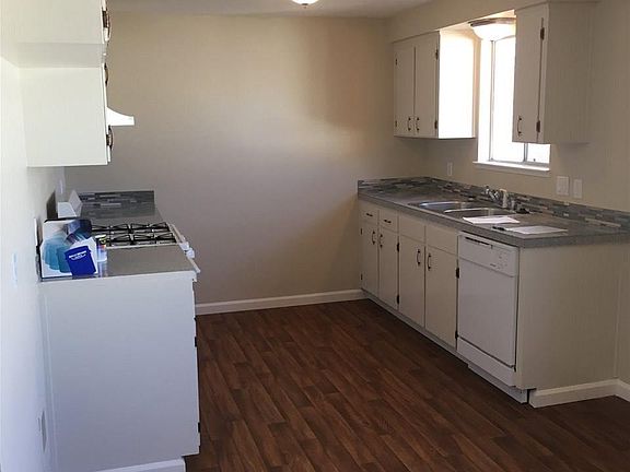 4th image of 1304 La Loma Dr