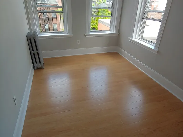 70 Joy St #13 — Photo 6