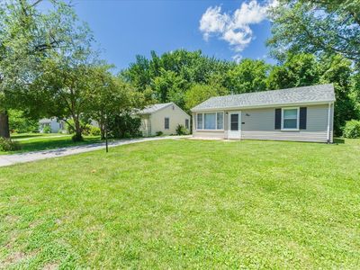 4 McNulty Dr, Florissant, MO, 63031