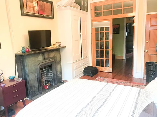 Rented by Ulas Real Estates Inc | media 31