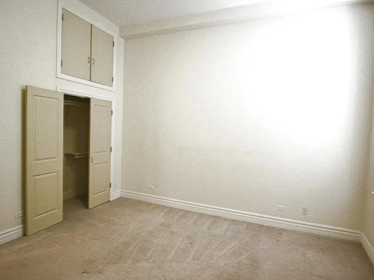 1470 W Carmen Ave #204 — Photo 15