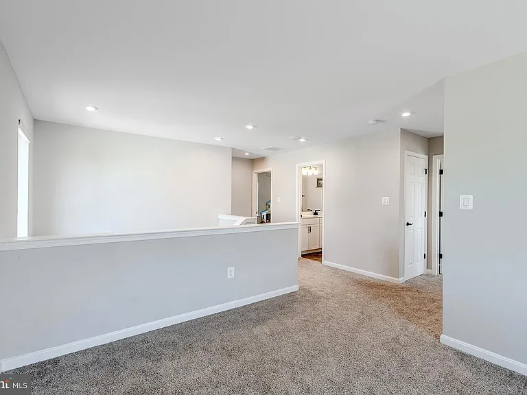 324 Cedar Spring Dr — Photo 20