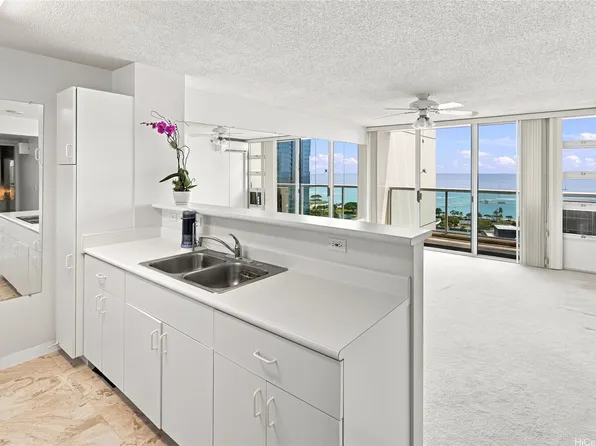 1133 Waimanu St APT 2508, Honolulu, HI 96814
