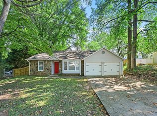 971 Clover Ln, Lawrenceville, GA 30044