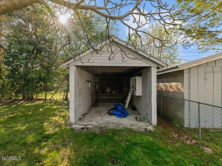 607 Watson Ave — Photo 27