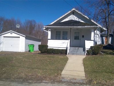 123 Louise Ct, Barberton, OH, 44203