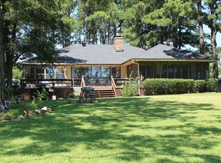 1257 Kiowa Dr W, Lake Kiowa, TX 76240