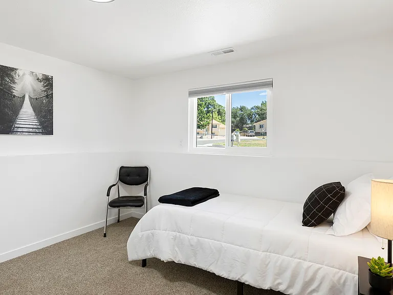 6770 Caballero Ave — Photo 13