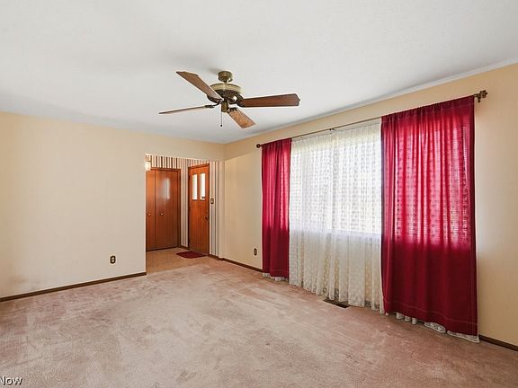 5th image of 16155 Canterbury Dr