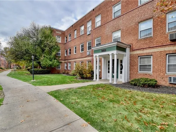 13833 Cedar Rd APT 203, Cleveland, OH 44118