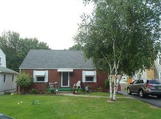 1212 Ohioview Dr, Industry, PA 15052