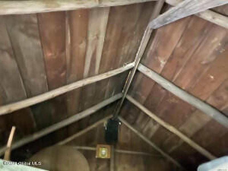 5th image of L38 Bird Brook