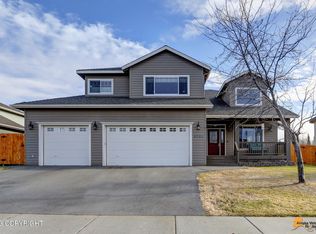 5722 Yukon Charlie Loop, Anchorage, AK 99502