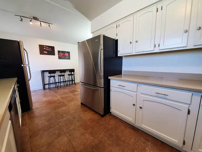 W Columbine Dr — Photo 9