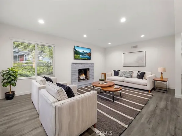 369 San Juan Way, La Canada Flintridge, CA 91011