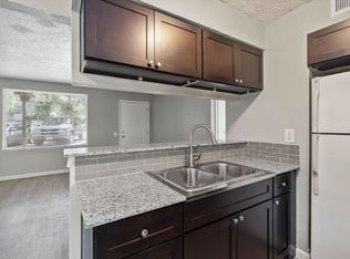 2501 Manor Cir #B, Austin, TX 78723