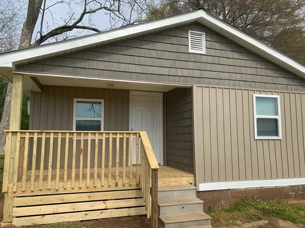 2320 2nd Ave E, Oneonta, AL 35121