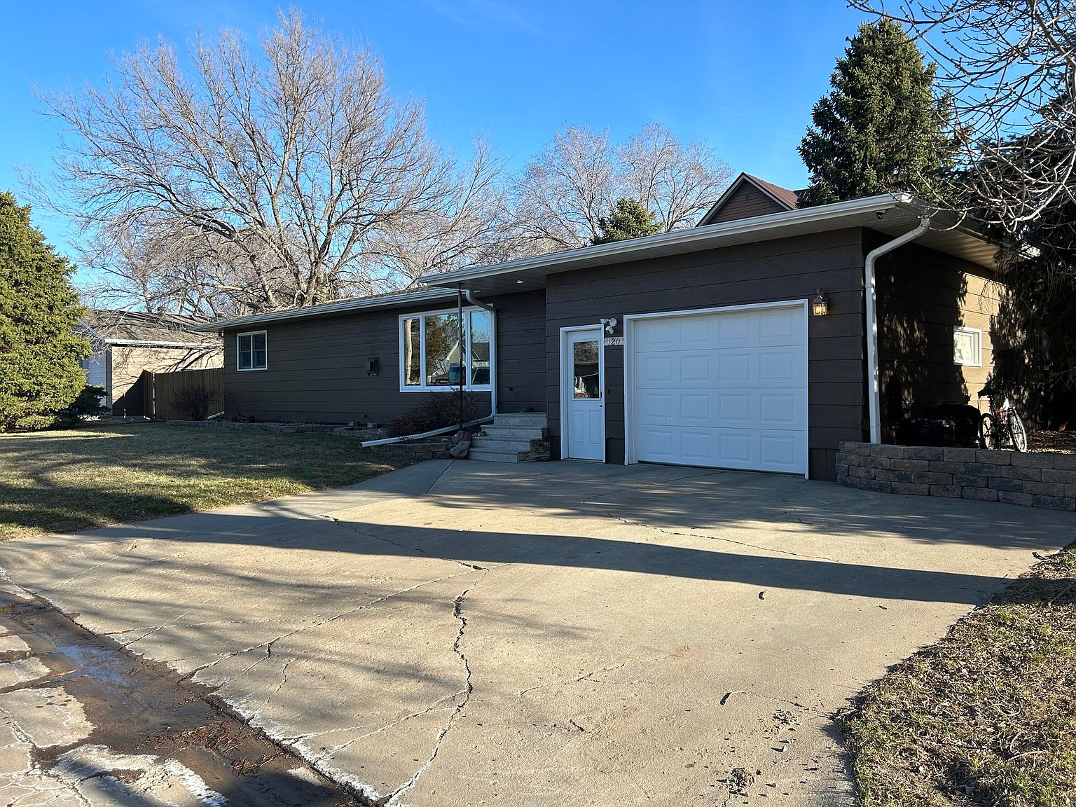120 W 9th St, Platte, SD 57369 MLS 24101 Zillow