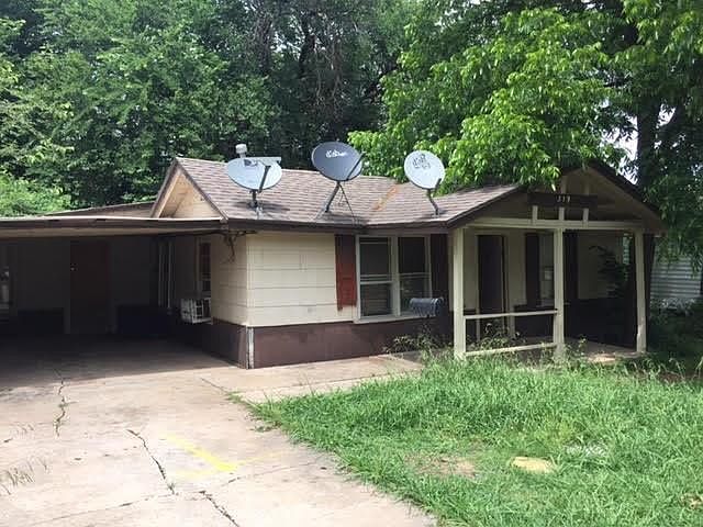 1st image of 319 SW 35th St