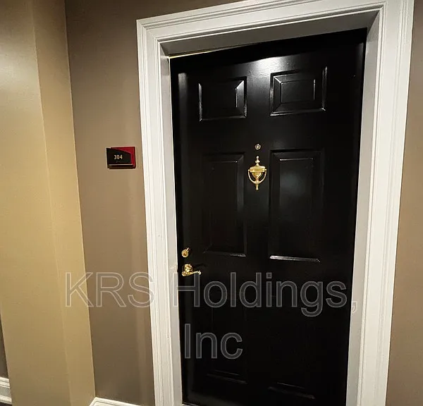 4940 Old Main St #304 — Photo 2