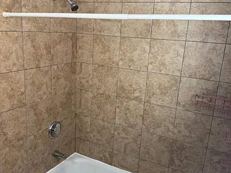 1508 W Fargo Ave #3S — Photo 5