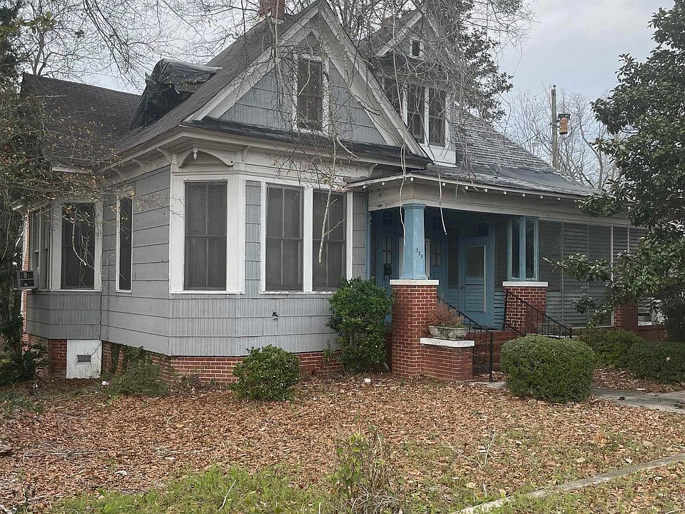 1st image of 385 Boulevard St