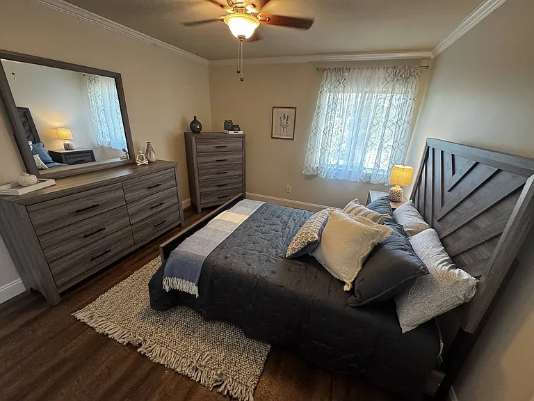 Aventine at Skylyn Apartments — Photo 13