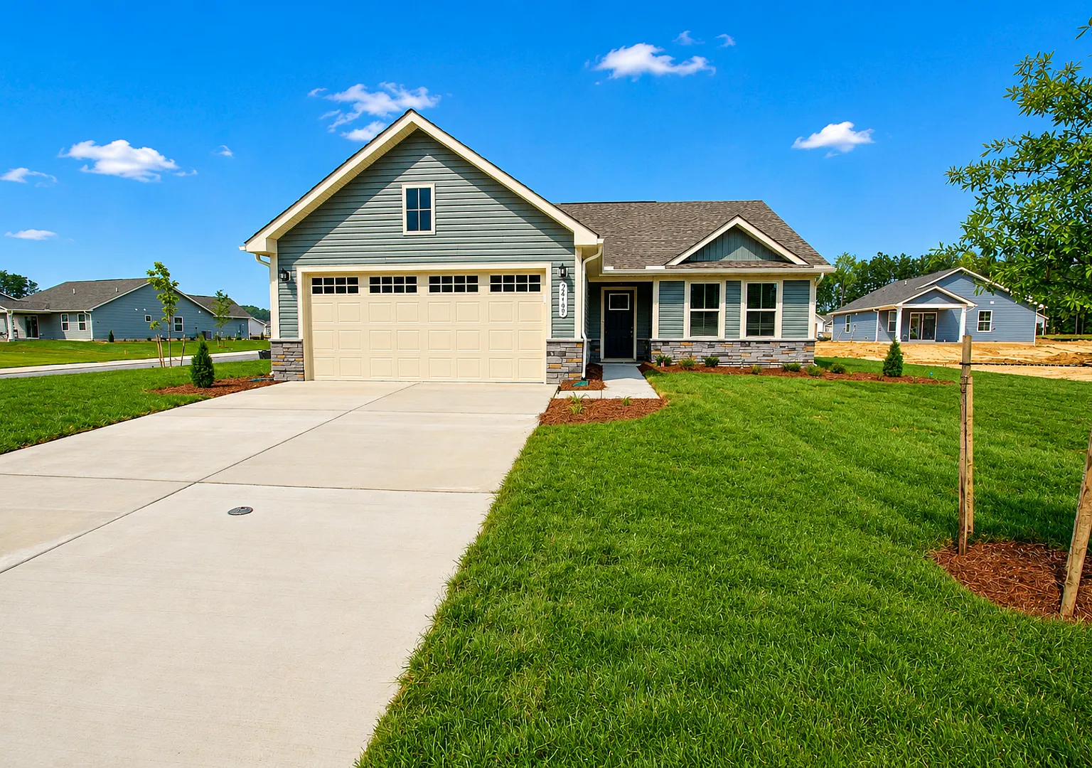 Maintenance Free Living at th Vines At Sandhill! — Photo 1