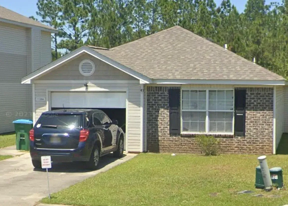3 bed, 1457 sqft, $1,600 — Photo 1