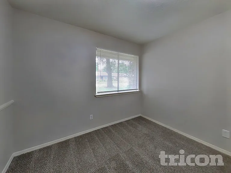 4422 Monteith Dr — Photo 14