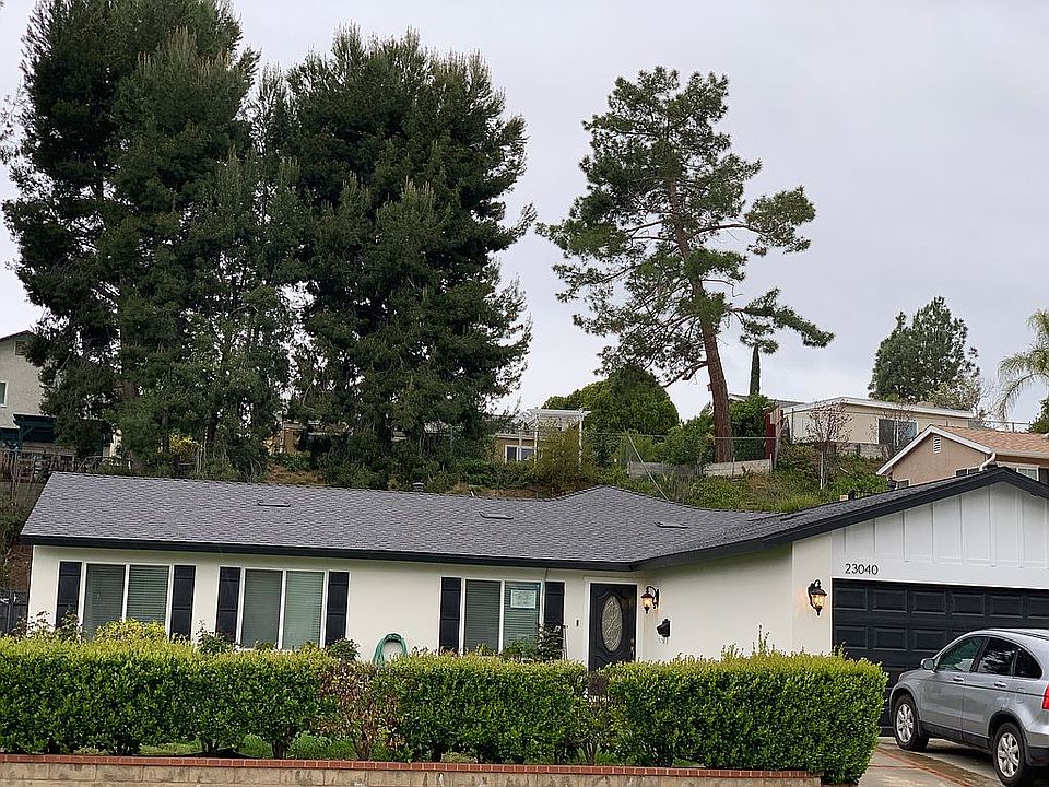2nd image of 23040 Cerca Dr