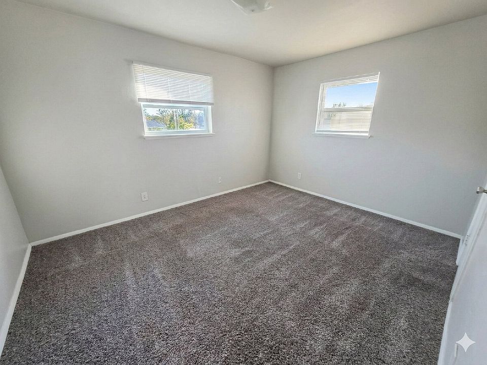 1st image of 1224 Crown Point Ave APT E