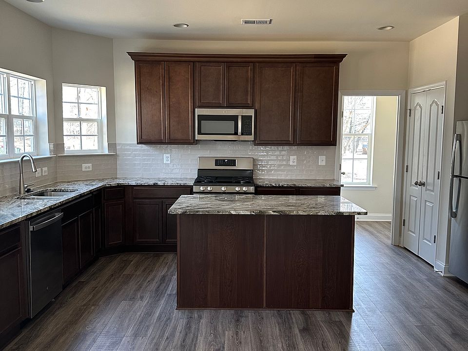 1st image of 13980 Monticello Dr #1