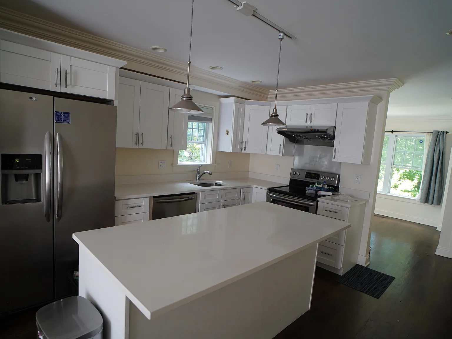 12 Willard Rd — Photo 3