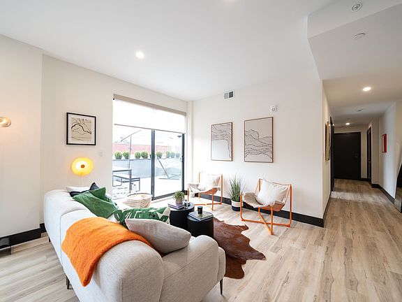 2nd image of 251 14th St #502