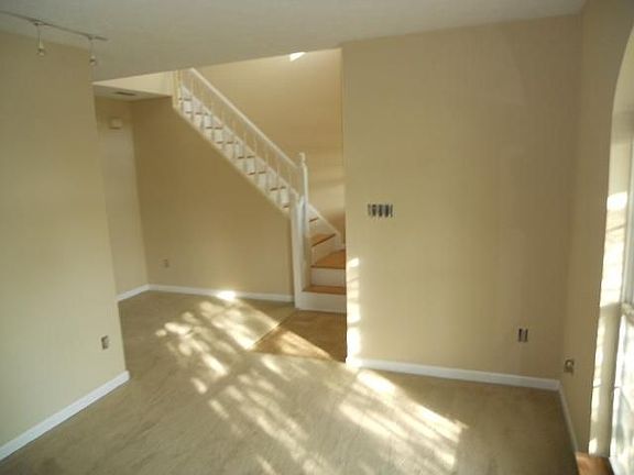 3rd image of 6740 Dorchester Dr