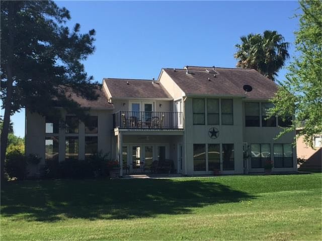 1st image of 107 Brookgreen Cir N