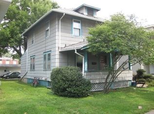 52 E Daniel St, Champaign, IL 61820