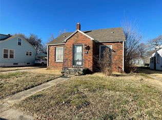 730 E Kathleen St, Sikeston, MO 63801