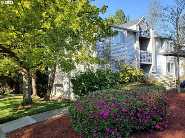 10620 SW Davies Rd Unit 10, Beaverton, OR 97008
