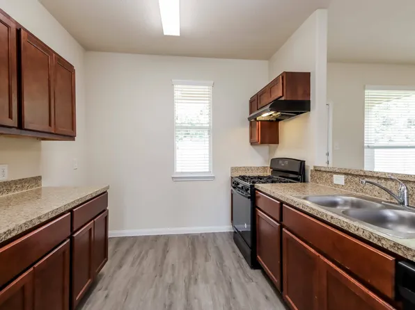 9706 Piave Dr, Houston, TX 77044