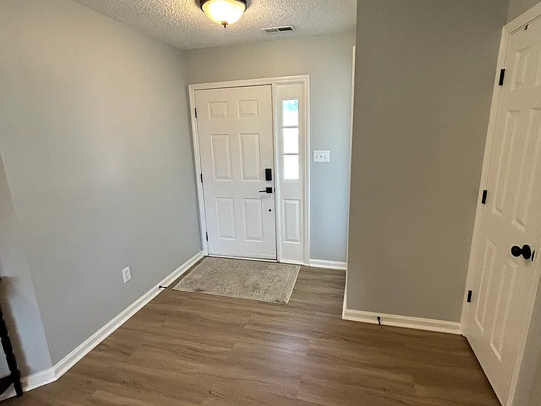 2624 Idlebrook Cir — Photo 3