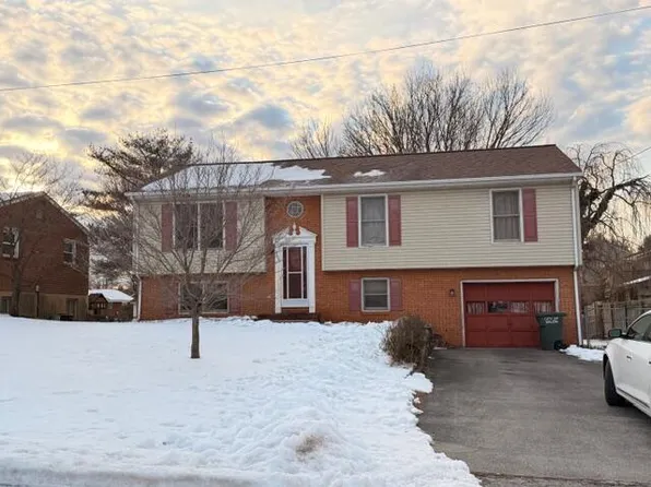 709 Catawba Dr, Salem, VA 24153