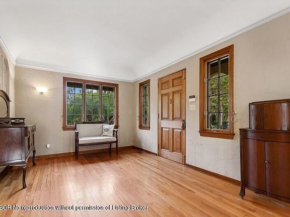 4th image of 307 Dartmouth Dr