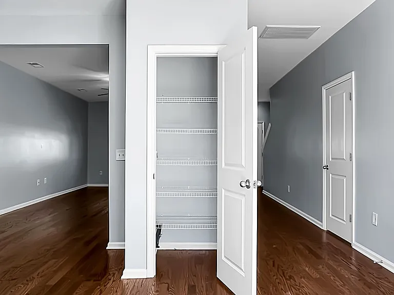 9155 Parlor Dr #1 — Photo 5